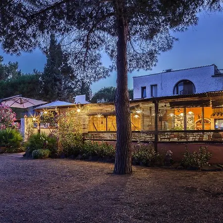 Hotel Su Gunventeddu 2*