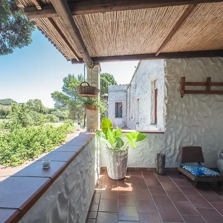 Su Gunventeddu Отель Пула