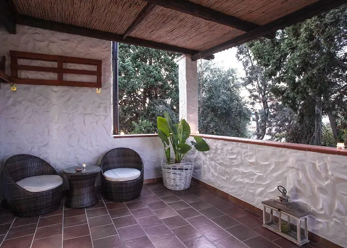 Szálloda Su Gunventeddu 2*