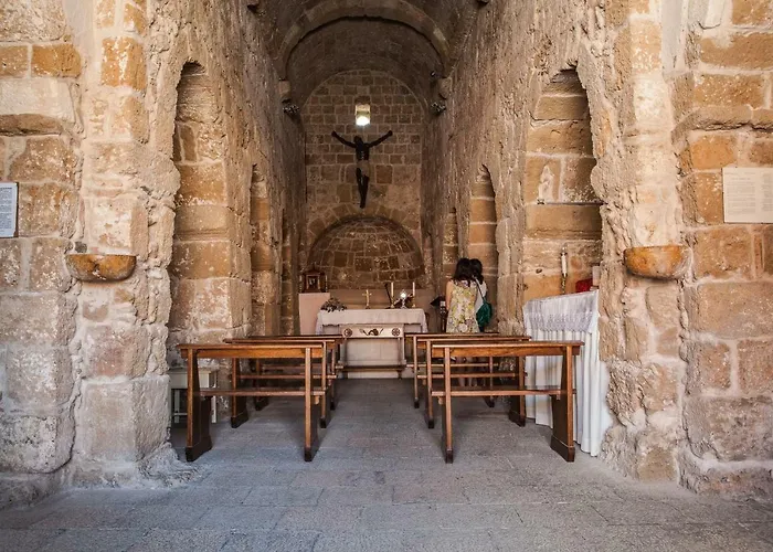 Hotel Su Gunventeddu Pula