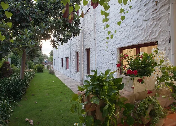 Hotel Su Gunventeddu 2*